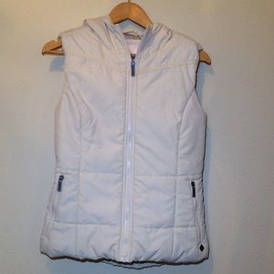 Bench Puffer cream vest
